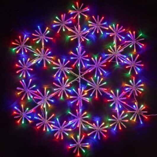 Shatchi - 64Cm Starburst Snowflake Shape Silhouette with 300 Multicolour LEDs Twinkling Micro led Lights Christmas Displa