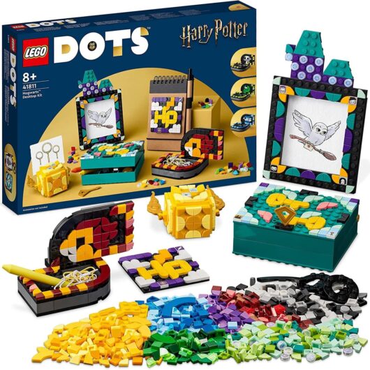 LEGO Dots Harry Potter Hogwarts Desktop Kit 41811
